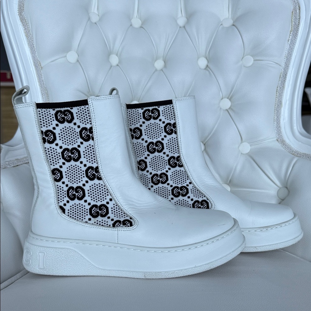Gucci White and Black Ankle Boots